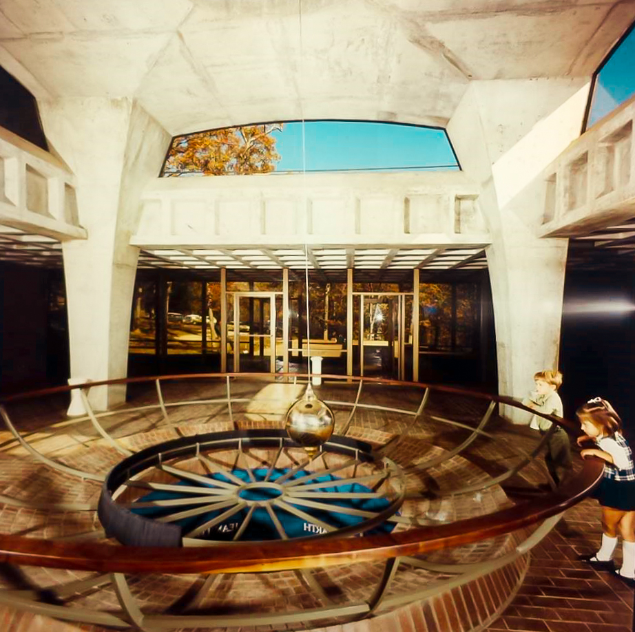 Behind-the-Scenes: The Foucault Pendulum